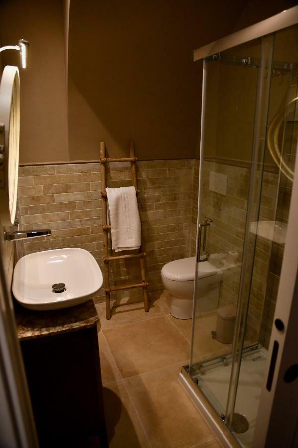 Le Stanze Del Borgo Hotel Nettuno Exterior photo